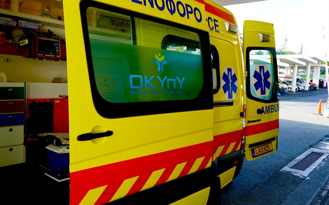 Διασωληνωμένος ο άντρας που έπεσε από ύψος 4 μέτρων στη Λεμεσό